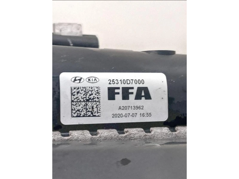 KIT Radiatori 25304-D7720 Kia Sportage III 2010