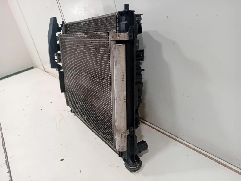 KIT Radiatori 25304-D7720 Kia Sportage III 2010