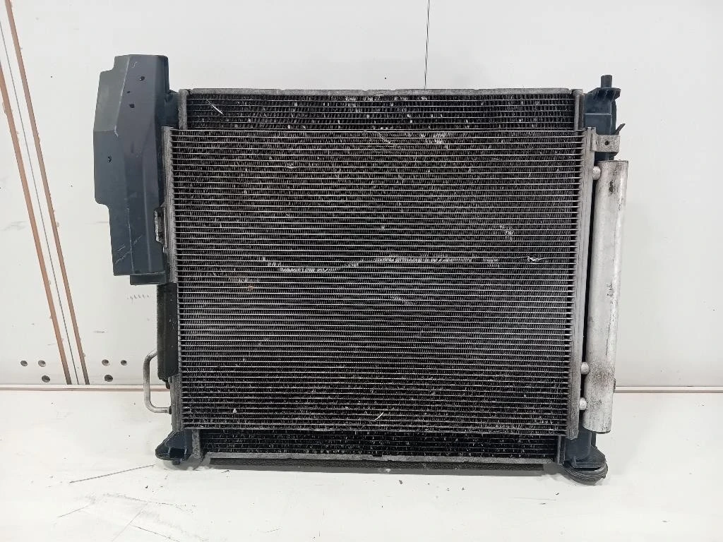 KIT Radiatori 25304-D7720 Kia Sportage III 2010