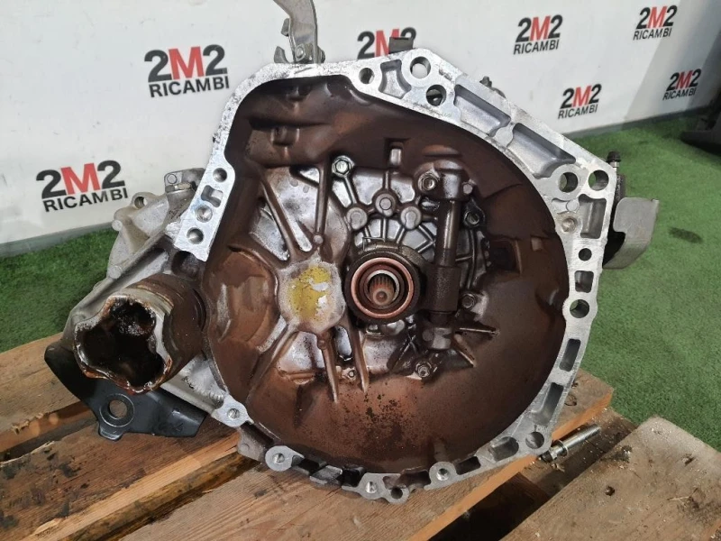 Cambio 1KRFE 303000D190 Toyota Yaris IV 2012