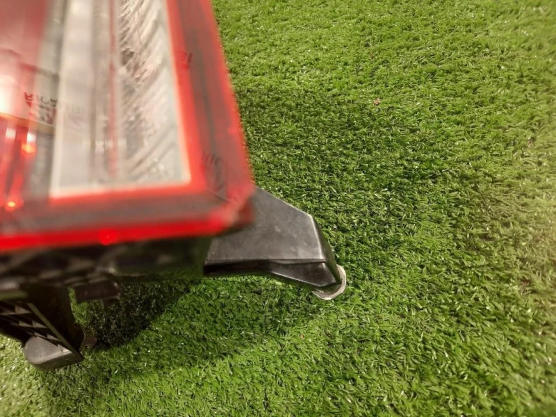 Fanale POST DX A1779068202 Mercedes Classe A W177 2018