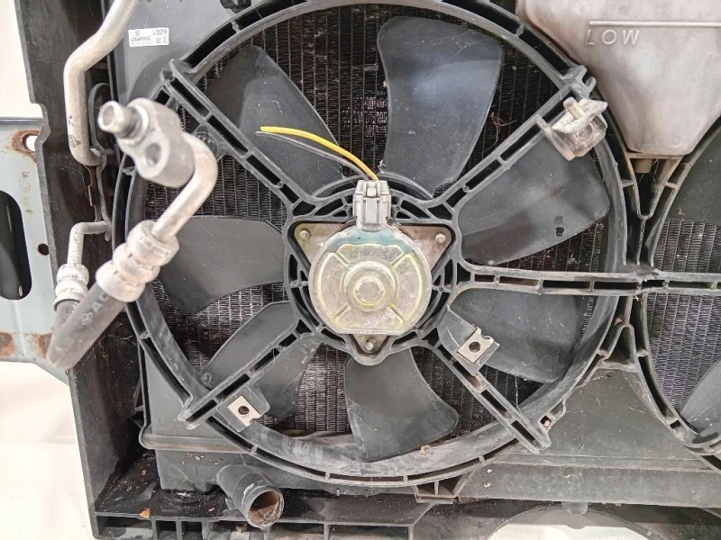 KIT Radiatori KIT RADIATORI Mazda 6 I 2005