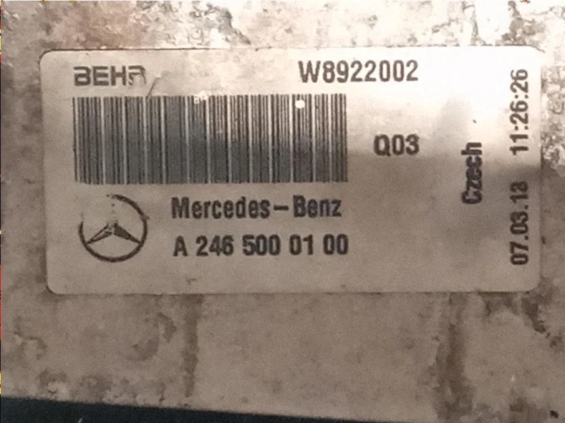 KIT Radiatori A2465000100 FRONTALE A2466200234 A2045001255 Mercedes Classe B W246 2012