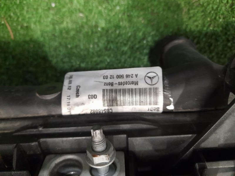 KIT Radiatori A2465001203 A2465000054 A2465000100 Mercedes Classe B W246 2012