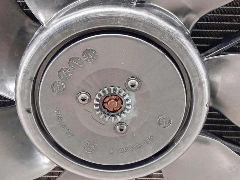 KIT Radiatori 3136613436 Mercedes Classe E W212 2013