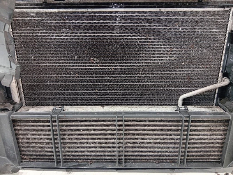 KIT Radiatori 3136613436 Mercedes Classe E W212 2013