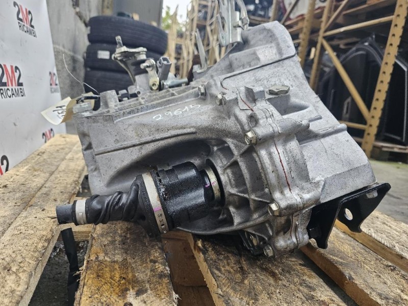 Cambio 1KR-FE 69CV 51KW Toyota Yaris IV 2014