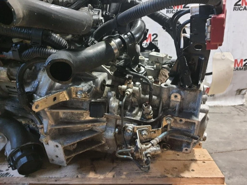 Cambio 1ND-TV 303000D330 Toyota Yaris IV 2014