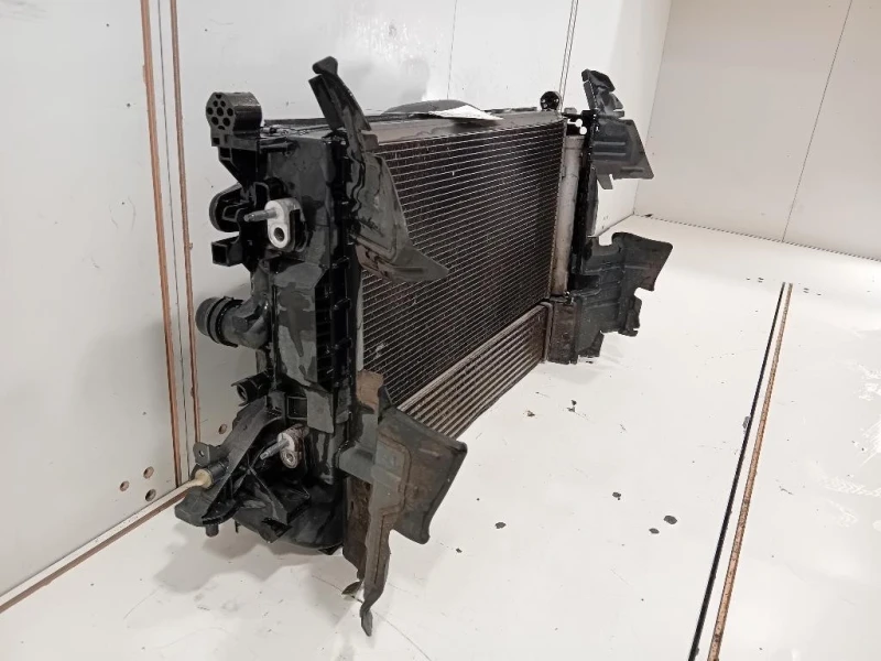 KIT Radiatori 3901332239109109 Opel Astra K 2016