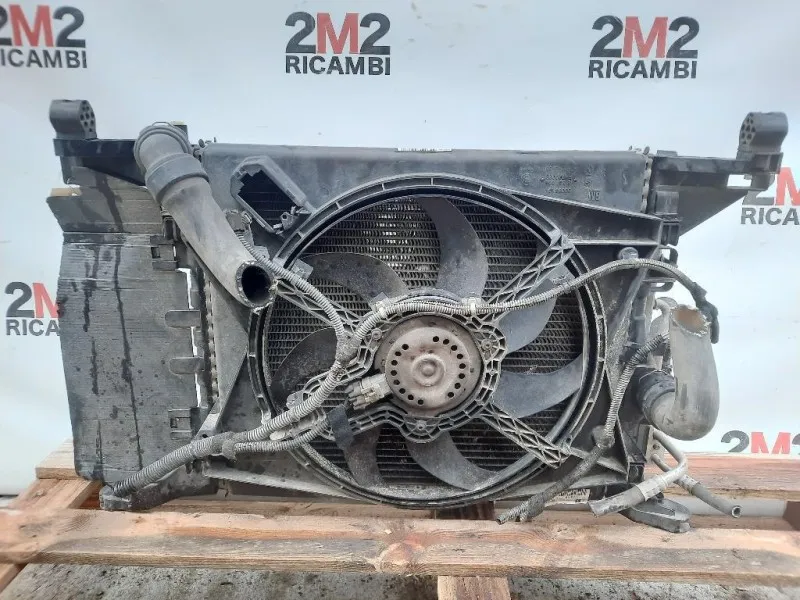 KIT Radiatori 1334610713356285 Opel Meriva B 2010