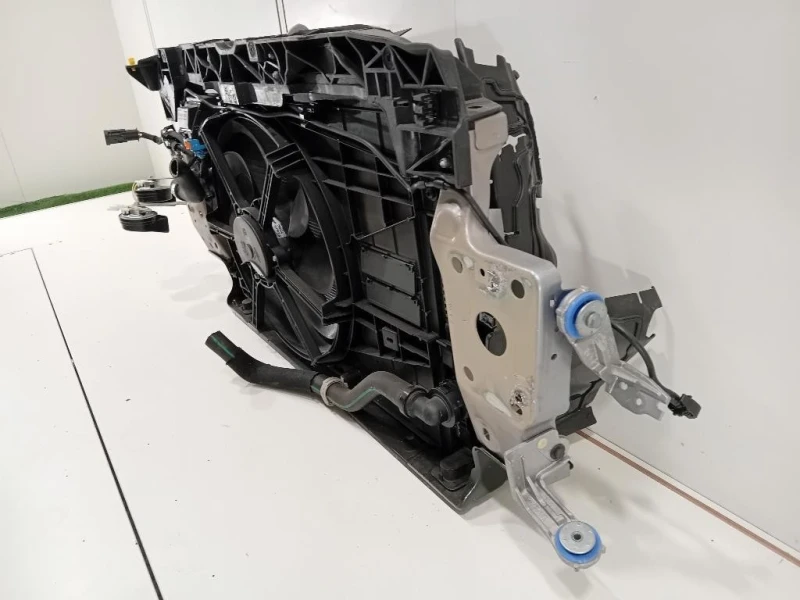 KIT Radiatori 19995YY0591EP 98166039 9677147480 Peugeot 308 II SW 2017