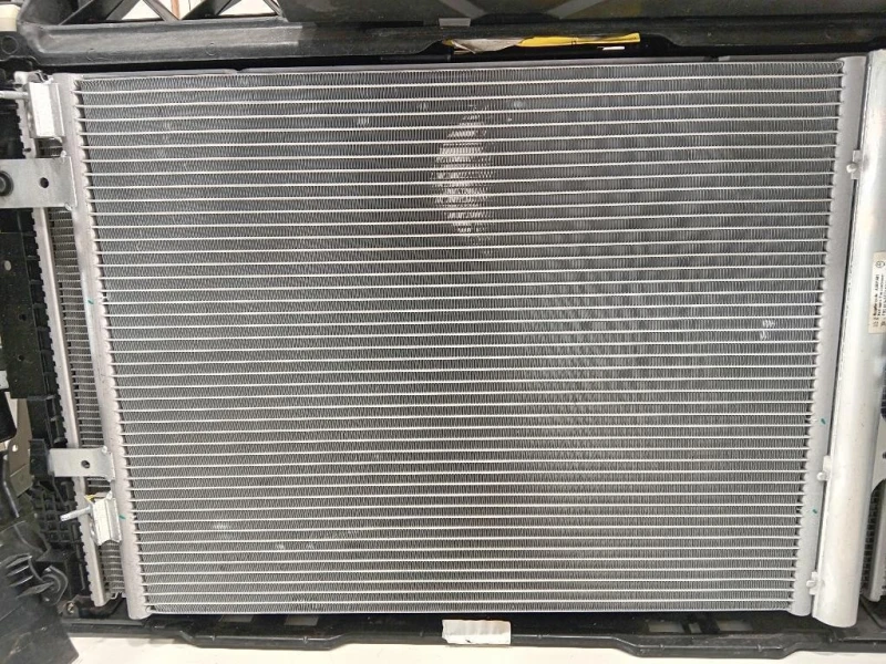 KIT Radiatori 19995YY0591EP 98166039 9677147480 Peugeot 308 II SW 2017