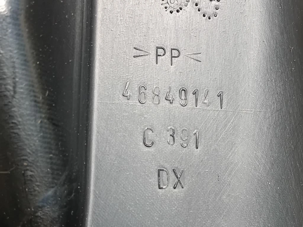 Parasassi Passaruota Interno POST DX KIT DX+SX 4684914146849142 Fiat Panda II 2004
