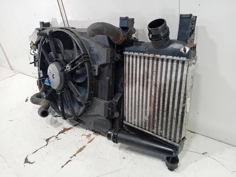 KIT Radiatori 921006843R Renault CLIO IV 2013