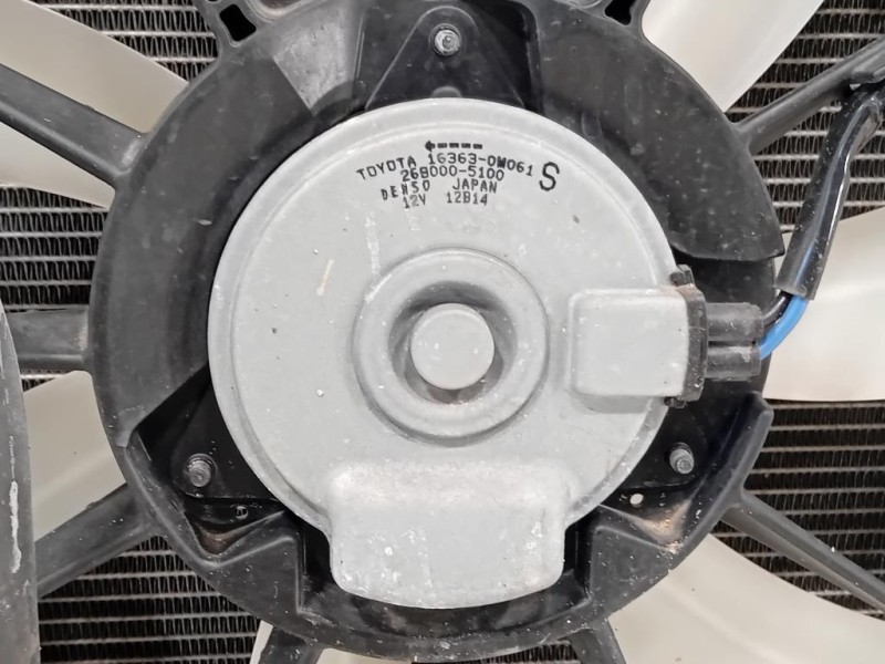 KIT Radiatori 16040-0M090 KIT RADIATORI Toyota Yaris IV 2014