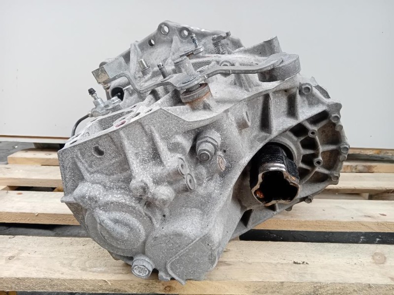 Cambio 303000D311 6 MARCE MANUALE Toyota Yaris IV 2014