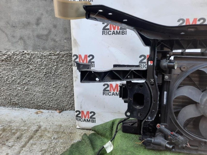 KIT Radiatori 1K0 121 251 F RIVESTIMENTO FRONTALE A Volkswagen GOLF VI 2009