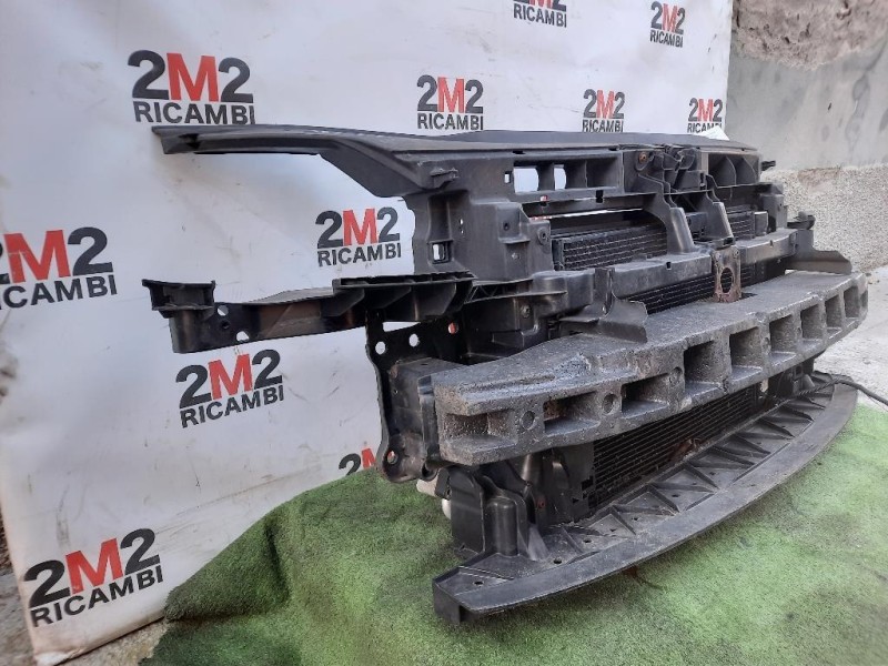 KIT Radiatori 1K0 121 251 F RIVESTIMENTO FRONTALE A Volkswagen GOLF VI 2009