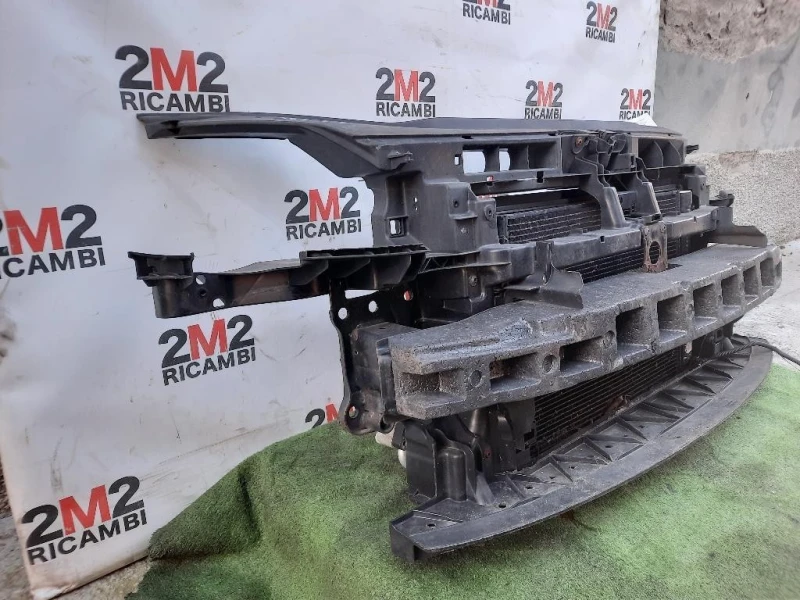 KIT Radiatori 1K0 121 251 F RIVESTIMENTO FRONTALE A Volkswagen GOLF VI 2009