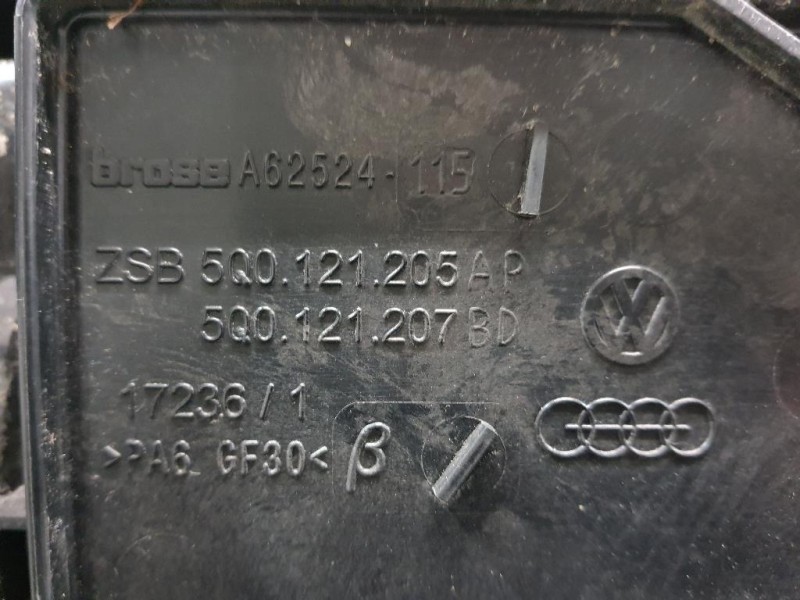 KIT Radiatori 5Q0121207BD 5Q0121251GB 5Q0816411AL Volkswagen GOLF VII 2013