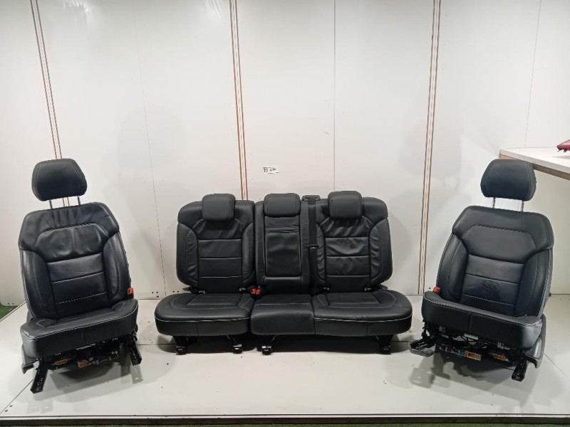 KIT Sedili KIT SEDILI W166 NERO PELLE Mercedes Classe ML W166 2012