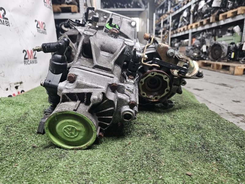 Cambio DUU 02K301107J Volkswagen GOLF IV 1998