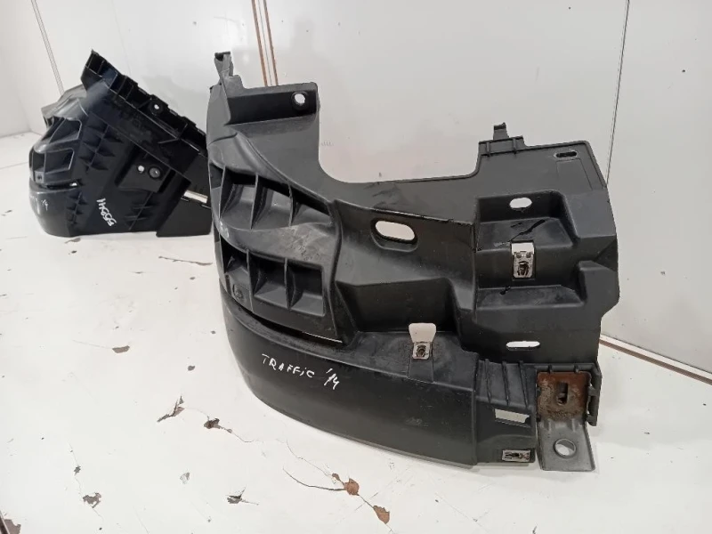 KIT Sostegni Paraurti ANT 620340102R620350102R Renault Trafic III 2007