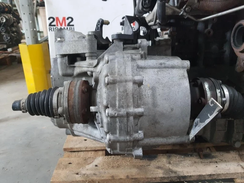 Cambio BMM 0AF300042H Volkswagen GOLF V 2004