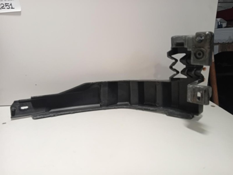 KIT Staffe Sostegno Paraurti POST SX J9C3-17B931-AJ9C3-17A882-A Jaguar E-pace 2017