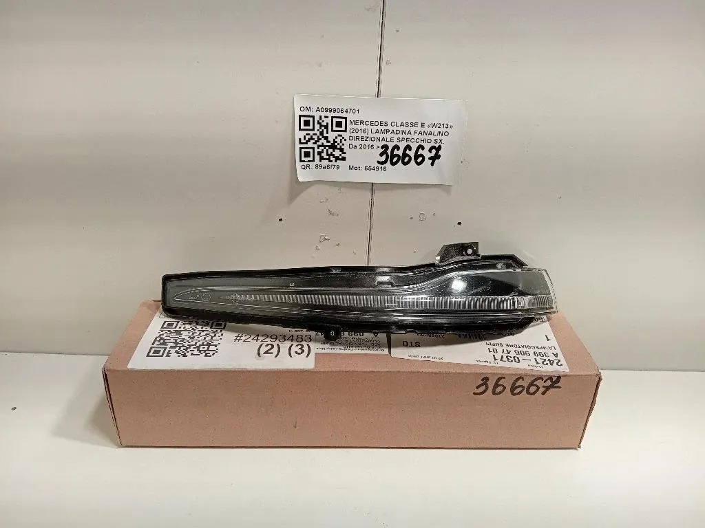 Lampadina Fanalino Direzionale Specchio SX A0999064701 Mercedes Classe E W213 2016