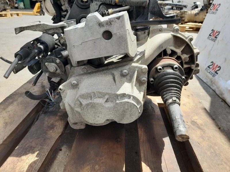 Cambio CBZB LHY 0AJ301103 Volkswagen GOLF VI 2009