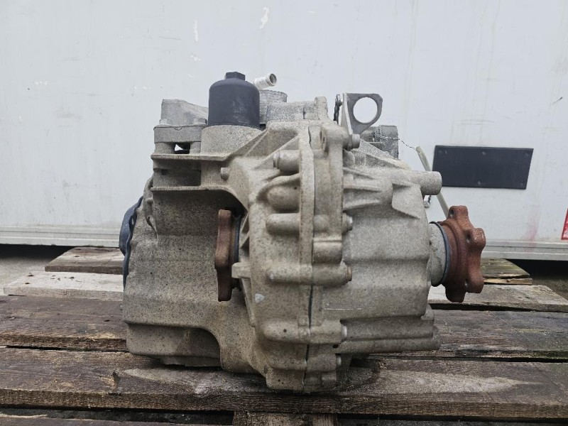 Cambio MTE 0D9300040A00Q Volkswagen GOLF VII 2013