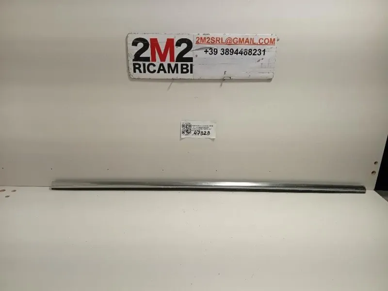 Listello Modanatura Raschiavetro Porta ANT DX 837476C Volkswagen T-cross 2019