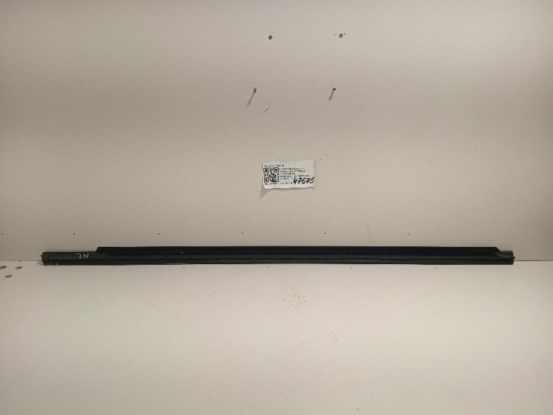 Listello Modanatura Raschiavetro Porta ANT SX A166 725 01 65 Mercedes Classe ML W166 2012
