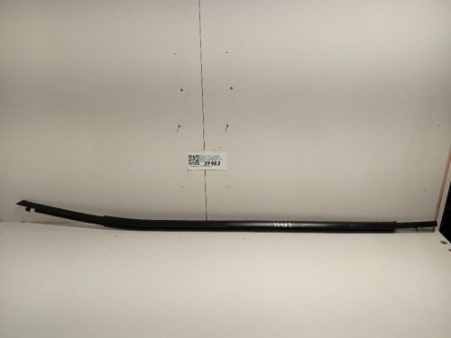 Listello Modanatura Raschiavetro Porta ANT SX Toyota RAV 4 V 2018