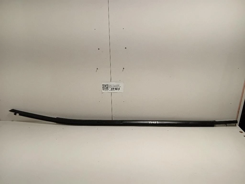 Listello Modanatura Raschiavetro Porta ANT SX Toyota RAV 4 V 2018