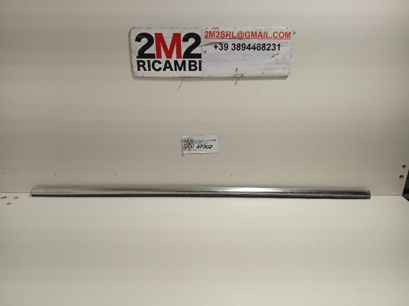 Listello Modanatura Raschiavetro Porta ANT SX 837475C Volkswagen T-cross 2019