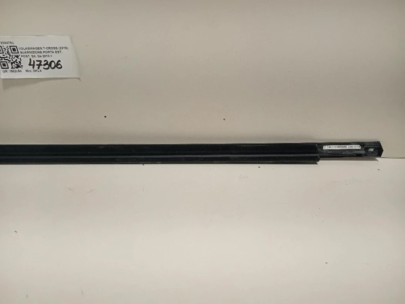 Listello Modanatura Raschiavetro Porta POST SX 839475C Volkswagen T-cross 2019