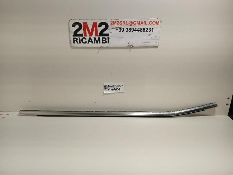 Listello Modanatura Raschiavetro Porta POST SX 839475C Volkswagen T-cross 2019