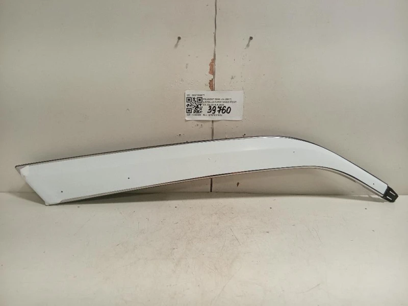 Listello Parafango POST DX 9827008877 Peugeot 5008 II 2017