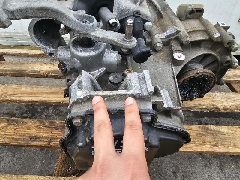 Cambio TKV 0A4300054F 6 MARCE MANUALE Volkswagen GOLF VII 2017