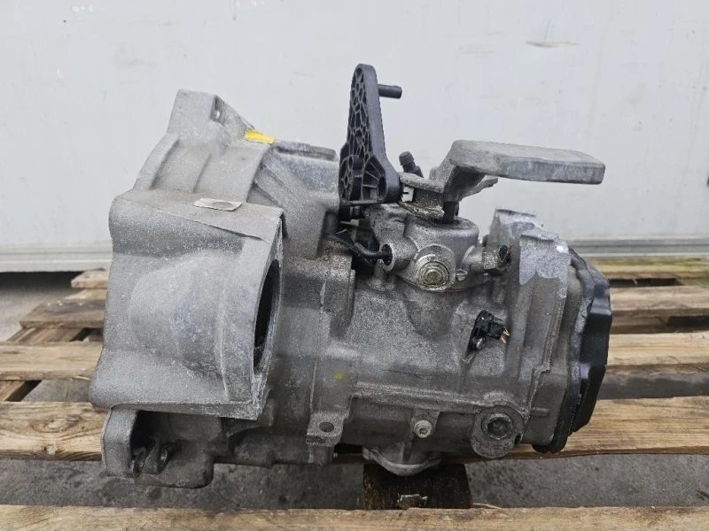 Cambio TKV 0A4300054F 6 MARCE MANUALE Volkswagen GOLF VII 2017