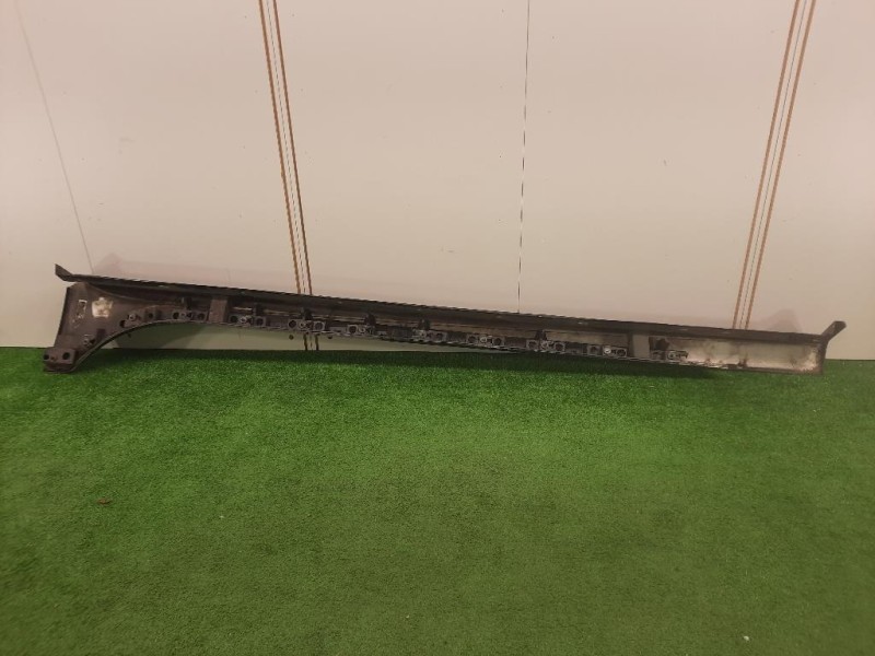 Listello Spoiler Sottoporta DX GX7M-101D56-A Jaguar XE 2015