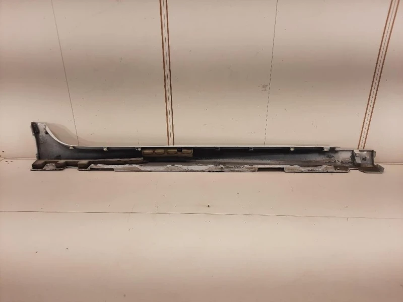Listello Spoiler Sottoporta SX GX23-F10609 Jaguar XF I 2011