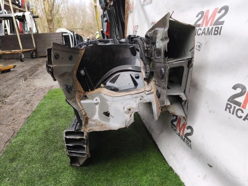 Longherone ANT DX LONGHERONE ANT DX Bmw Serie 5 G30 Berlina 2016