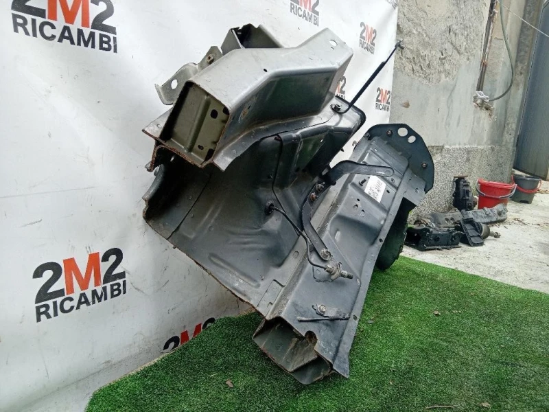 Longherone ANT DX Fiat Freemont 2011