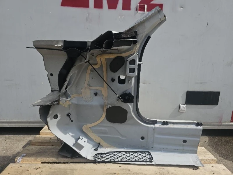 Longherone ANT DX PUNTALE LATO DESTRO Mercedes Classe SLK R171 2004