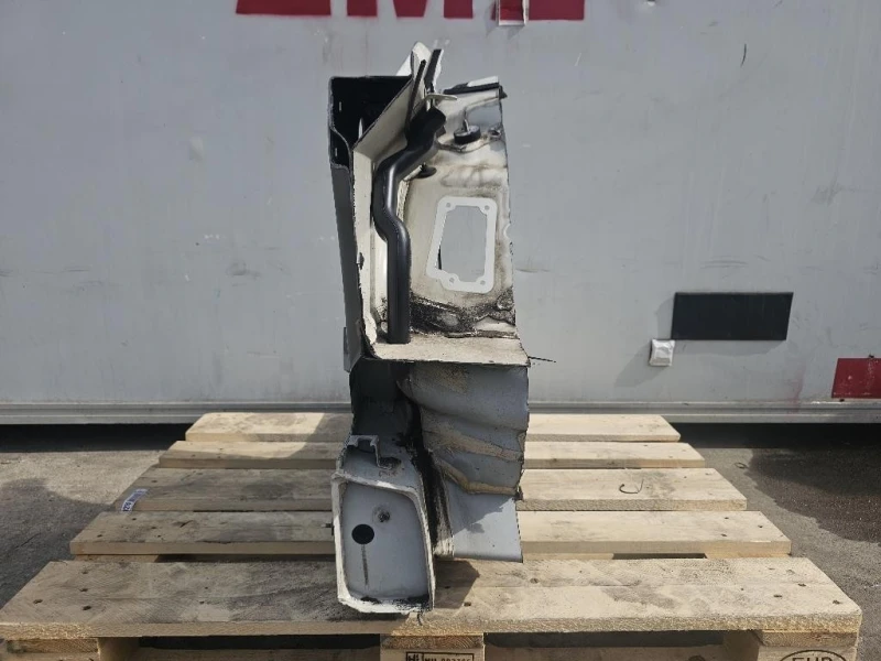 Longherone ANT DX PUNTALE LATO DESTRO Mercedes Classe SLK R171 2004