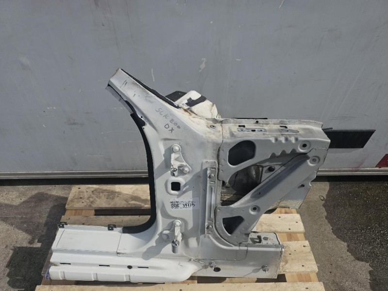 Longherone ANT DX PUNTALE LATO DESTRO Mercedes Classe SLK R171 2004