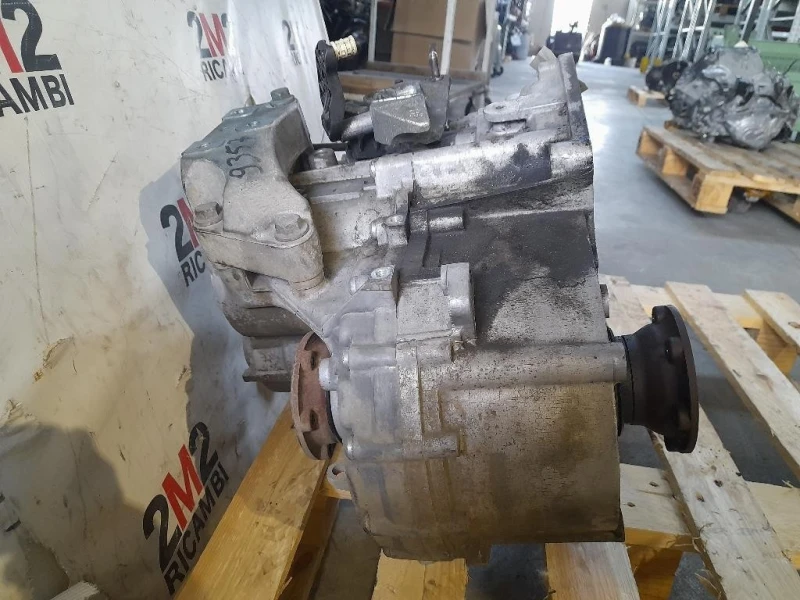 Cambio KDN KDQ KDS KNS KNU KNY JLU 6 MARCE MANUALE KDN Volkswagen Passat V 2005